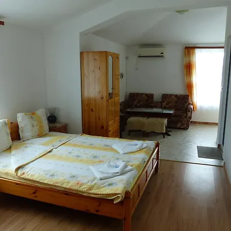 Sunhouse 4* Țarevo