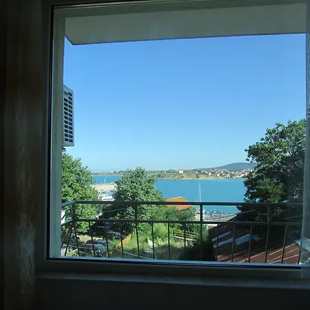 Pensionat Sunhouse 3*