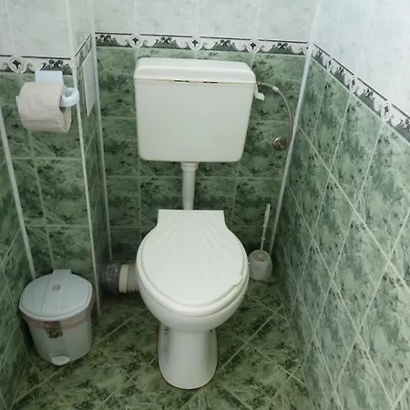 Sunhouse Pensionat 3*